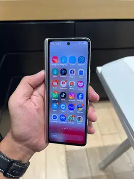 Samsung Zfold 3 512GB