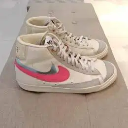 Sepatu_Second Nike Blazer Mid 77 Cream Red Blue