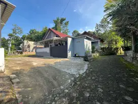 RUMAH MINIMALIS 400JT-an LAHAN LUAS DI SLEMAN, UTARA JEJAMURAN