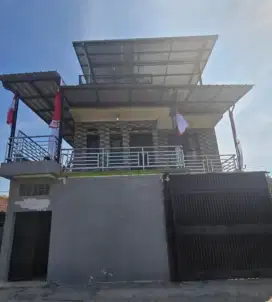 Jual Rumah 3 Lantai , SHM nama pribadi