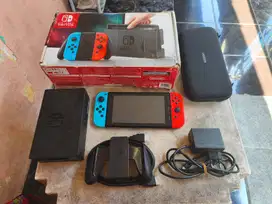 Nintendo Switch v1 Atmos Neon Fullset 128GB 12