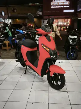 SEPEDA LISTRIK UWINFLY D65 MERAH