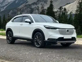 H Hrv Se 1.5 At 2023 Two tone