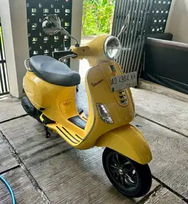 Vespa lx iget led kuning facelift istimewa 2022