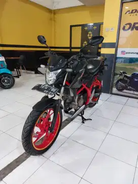 CB 150 R STREETFIRE MESIN OK