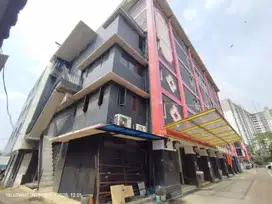 DIJUAL HOTEL 40 KAMAR 7 LT - LT 20 X  15 & LB 2100 Bekasi
