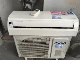 AC Aqua 1/2 PK masih dingin layak pakai