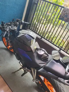 Honda Cbr 150cc Thn 2015 plat B bekasi mesin 100%  halus normal