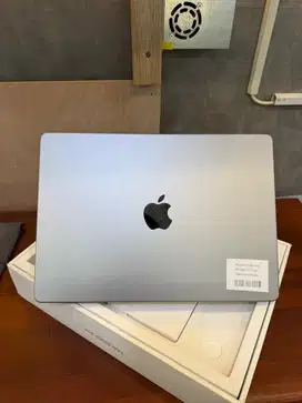Macbook Pro (M3 chip) 14inch 2023 8/512GB Garansi Resmi Eks iBox