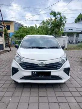 Daihatsu sigra D manual 2022