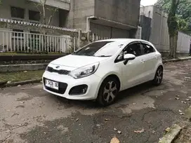 Kia Rio 2014 Bensin