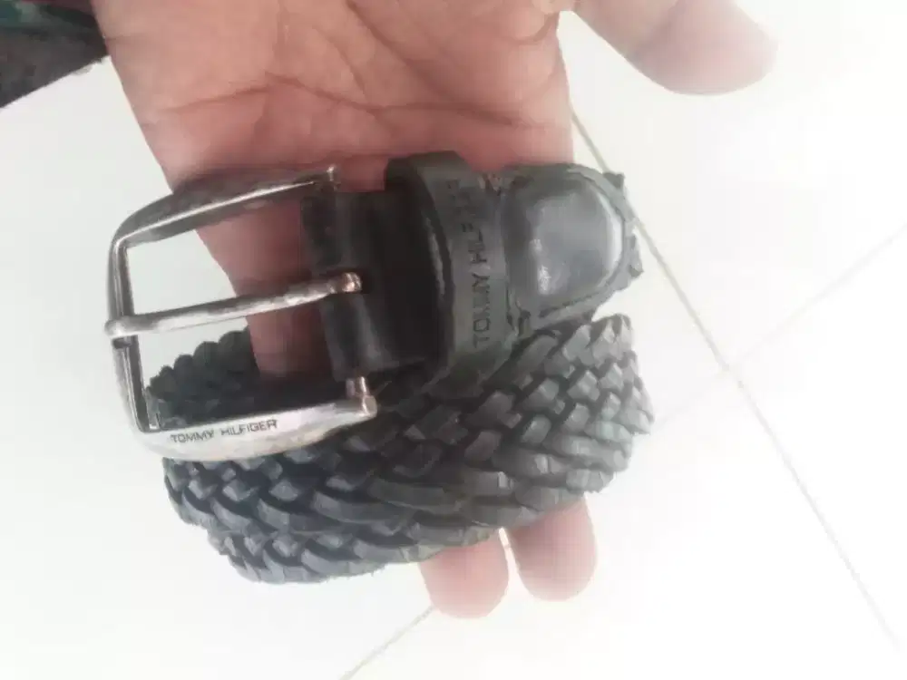 Ikat pinggang Tommy Hilfiger