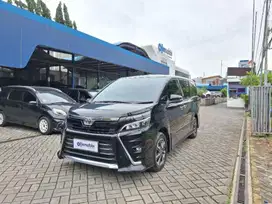 TDP Rendah Toyota Voxy 2.0 Bensin-AT 2019 UGI