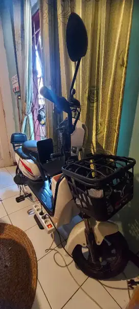 Uwinfly sepeda listrik