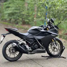 TAHAN BANTING! HONDA NEW CBR150R HITAM 2023 KM 15K PAJAK PANJANG SIKAT