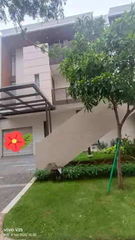 Jual Rumah Mewah 3Lantai Cluster di Sumarecon Bekasi