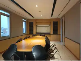 Disewakan Gedung Hoek Dalam Kawasan Batununggal Di Soekarno Hatta