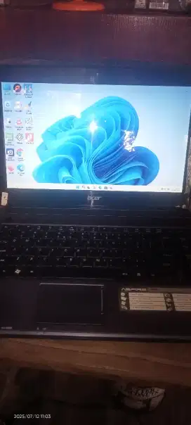 Laptop acer 4349 normal siap pakai.