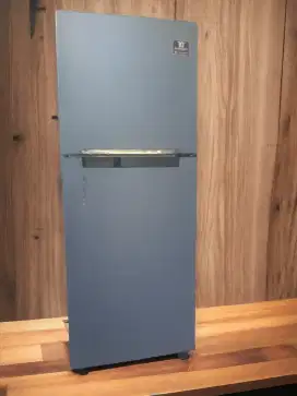 Kulkas 2 pintu jumbo segel normal