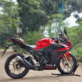 TAHAN BANTING! HONDA NEW CBR 150R MERAH HITAM 2023 KM 4K PAJAK HIDUP