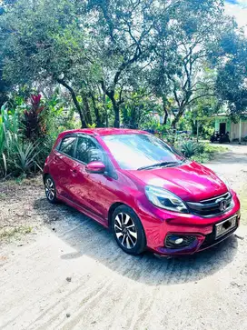 di jual mobil brio rs