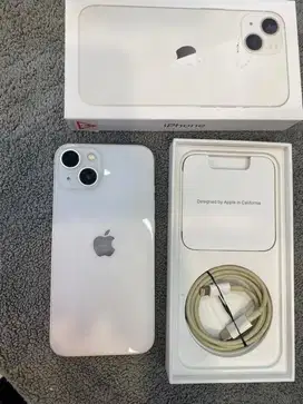 iPhone 13 128GB Starlight BH 84% Ex iBox Lengkap
