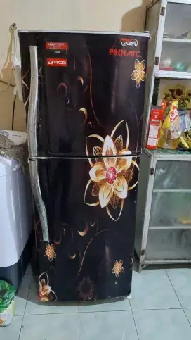 Kulkas 2 pintu dan 1 pintu (baca dekripsi)