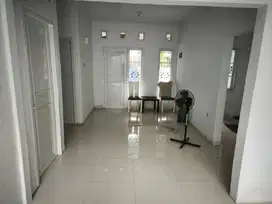 Dijual Rumah Bagus Nyaman di Metland Menteng Cakung, Jakarta Timur
