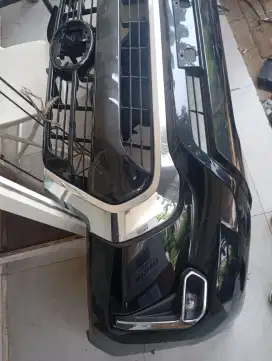 Bumper Depan Toyota Hilux Double Cabin Tahun 2021 - 2023