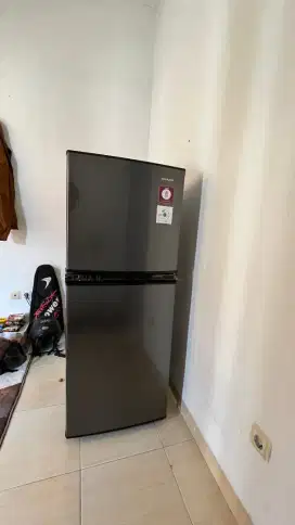 KULKAS SHARP 2 PINTU