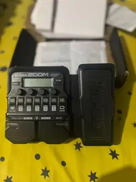 Efek gitar Zoom G1X Four.