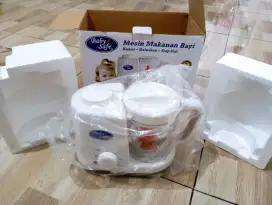 Blender makan bayi