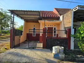 Perum Taman Delta Blok B No 1 Kelurahan Kalipecabean Kec Candi Sda