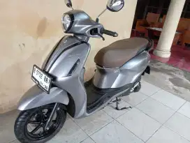 YAMAHA GRAND FILANO LUX 2024 AKHIR KM 4 rb KONDISI SANGAT BAGUS