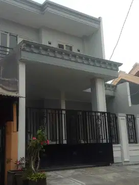 RUNGKUT MENANGGAL BARU GRESS DUA LANTAI TERMURAH