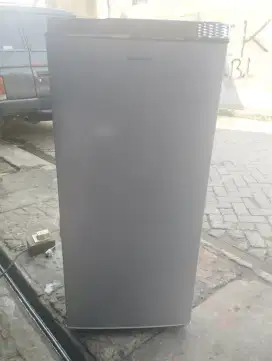 Kulkas Panasonic NR-A198F