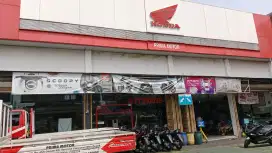 SALES DAN COUNTER
