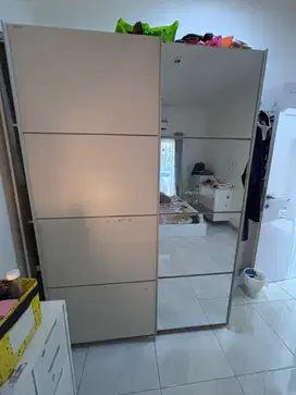 Perabotan Rumah Pindahan Lemari Dipan Kasur Meja Sofa