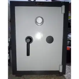 Brankast A2 Nasional Kode bisa dirubah LN tinggi 72cm Second
