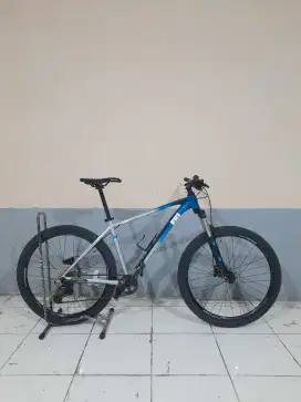 POLYGON XTRADA 6 LE TAHUN 2021