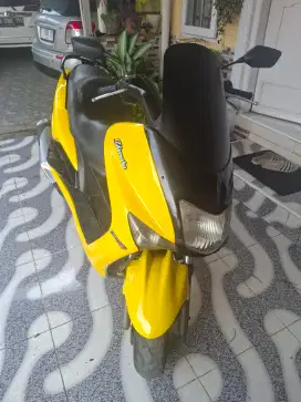 Yamaha Majesty 125