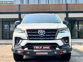 LOW KM! Fortuner 2.4 VRZ TRD SPORTIVO A/T 2021 putih bebas banjir