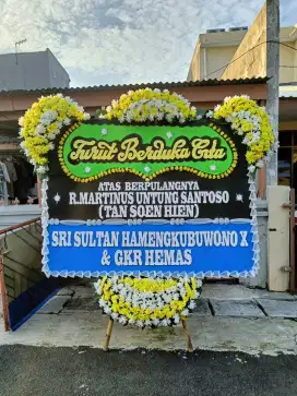 Karangan Bunga Papan