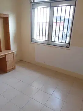 Dijual Rumah SHGB Binong Curug Kabupaten Tangerang
