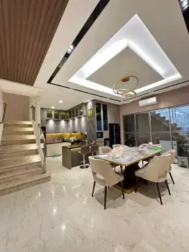 Rumah Full Furnished di Pik