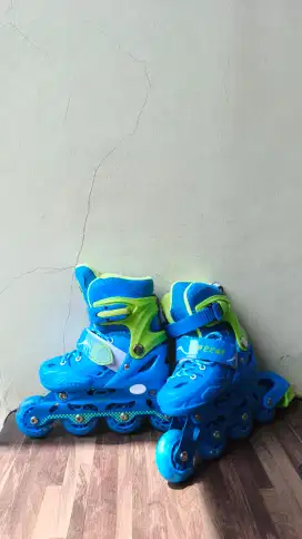 Sepatu roda anak speed