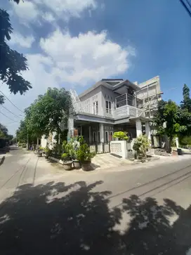Rumah Taman Galaxy Indah 2.5 Lantai Full Renovasi