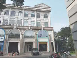 Dijual Ruko Green Lake City Hoek Siap Pakai depan gerbang masuk