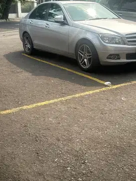Mercedes dijual