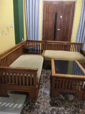Kursi jati sudut